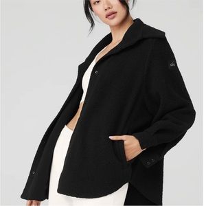 Alo Yoga Envy Sherpa Shacket size XS